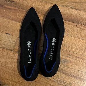 Rothy’s The Point Flats in Black Size 8